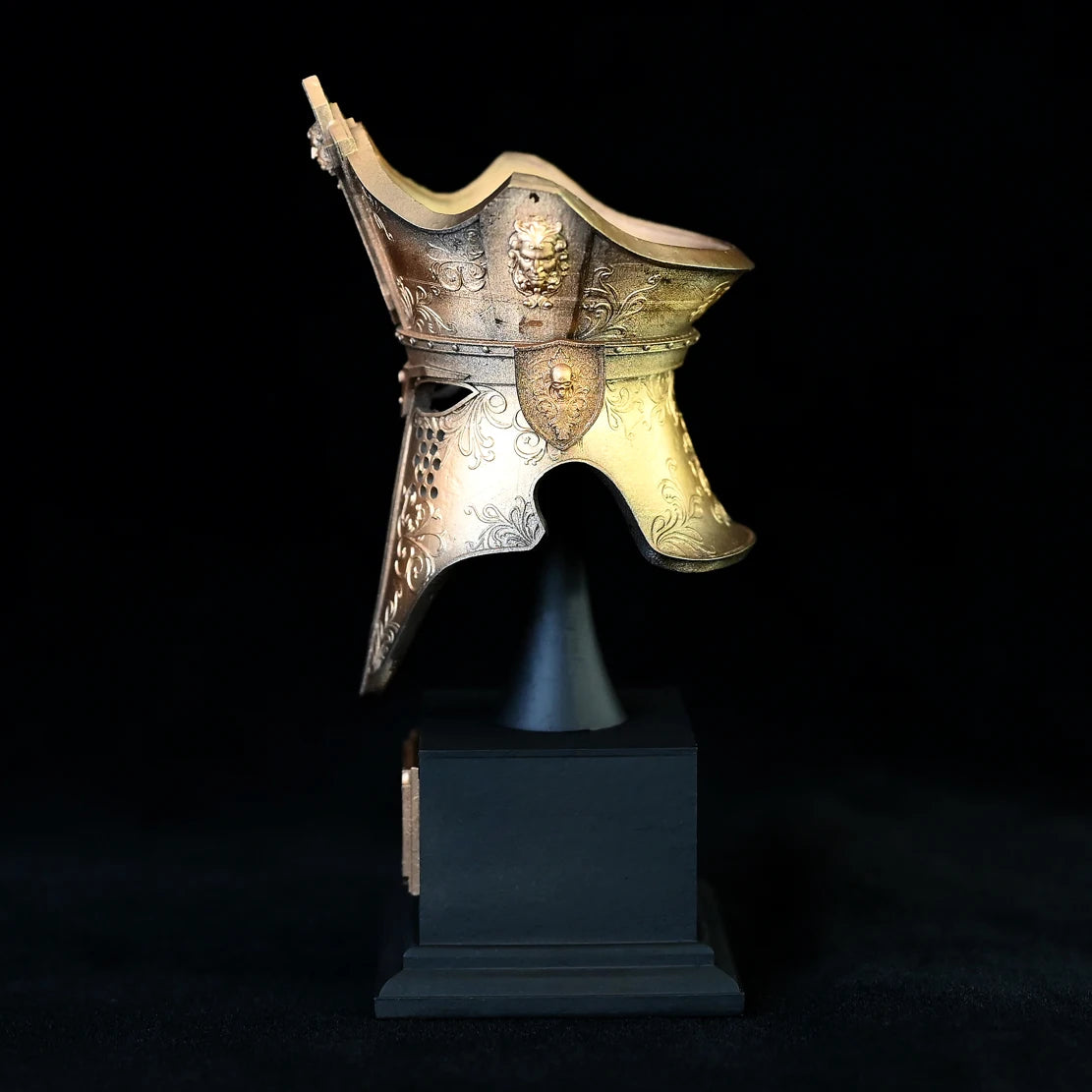 Imperial Guard Mask Miniature