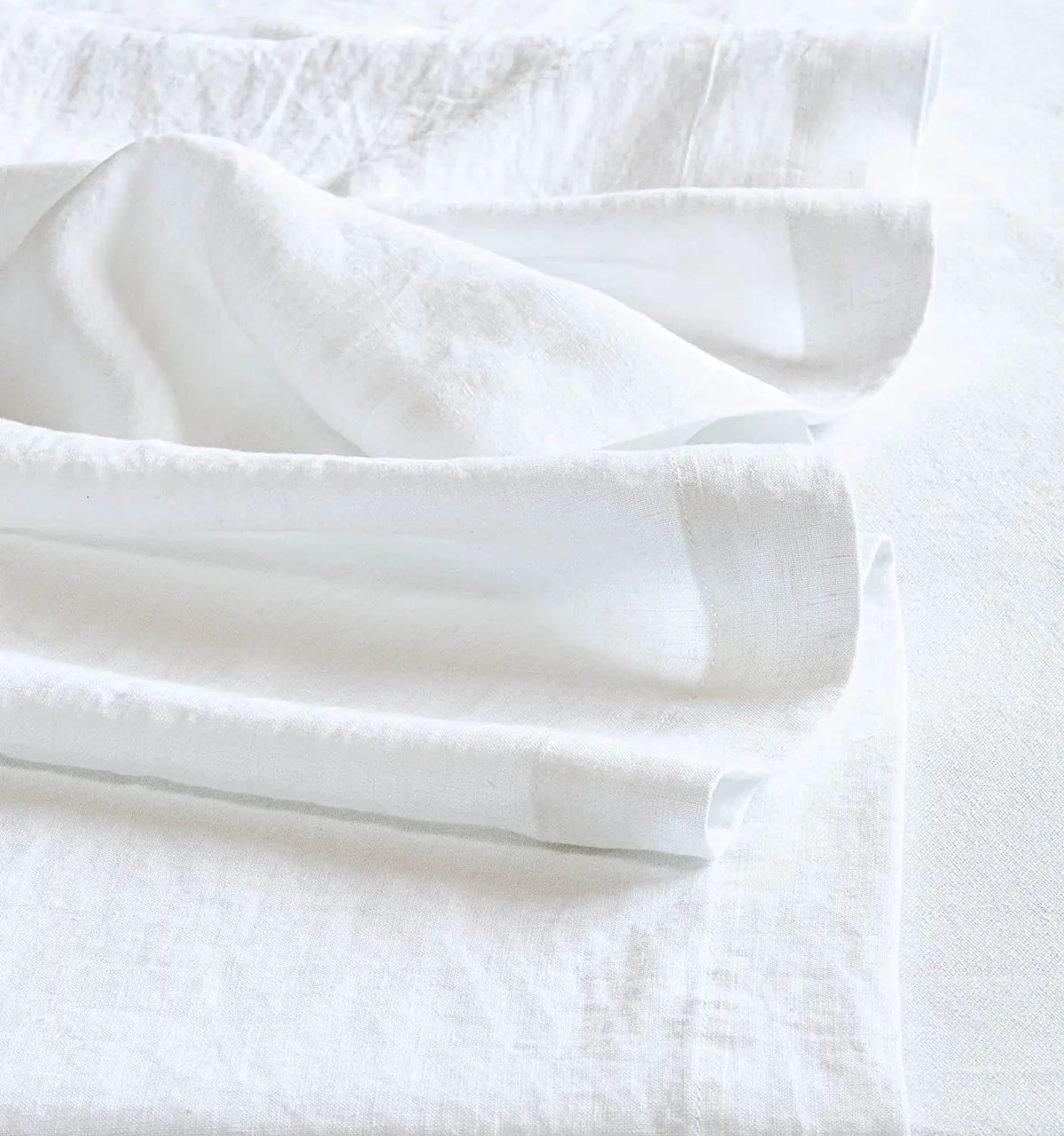 Bianca Linen Runner