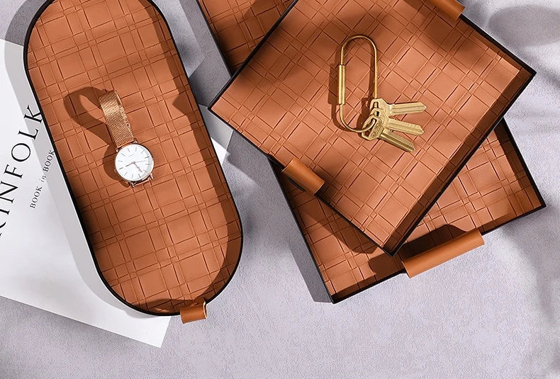 Plait Leather Catchall