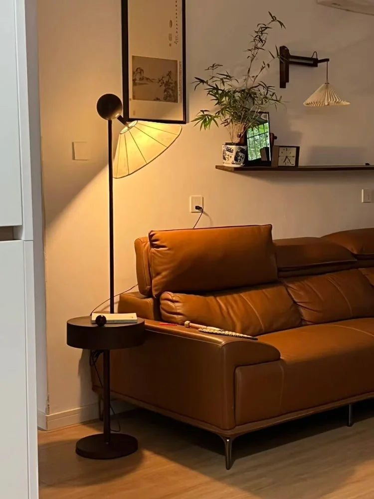 Guéridon Floor Lamp
