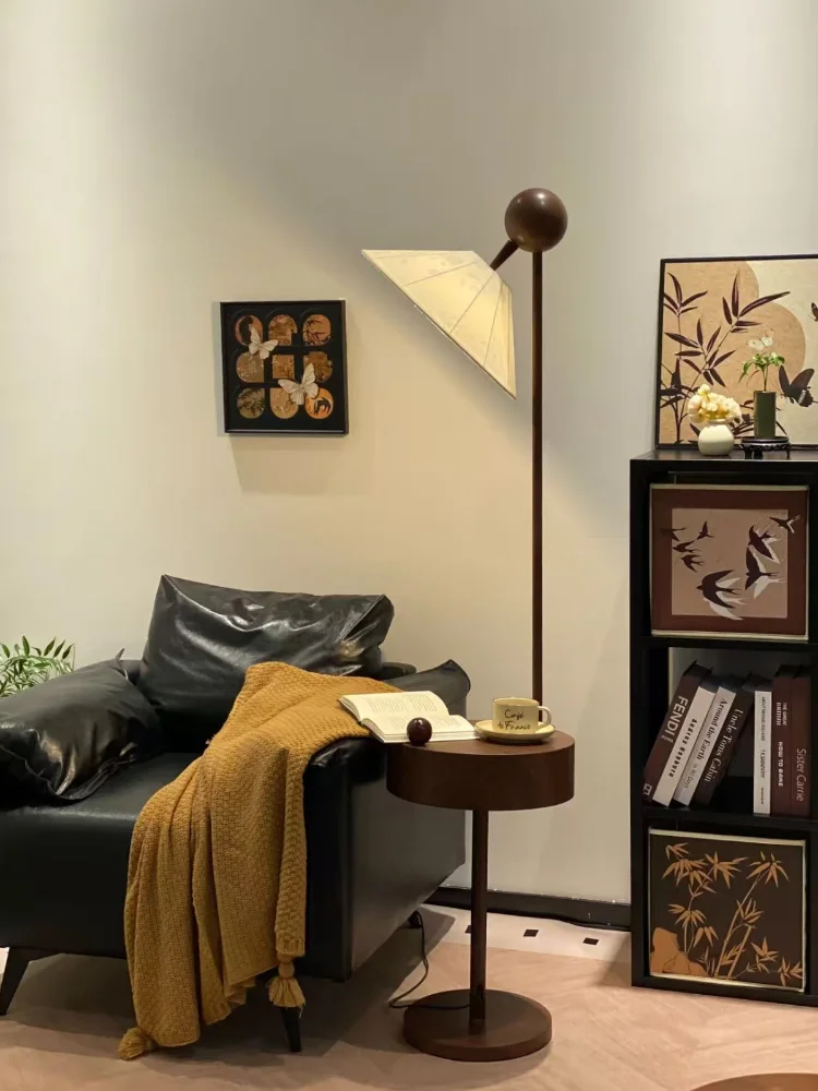 Guéridon Floor Lamp