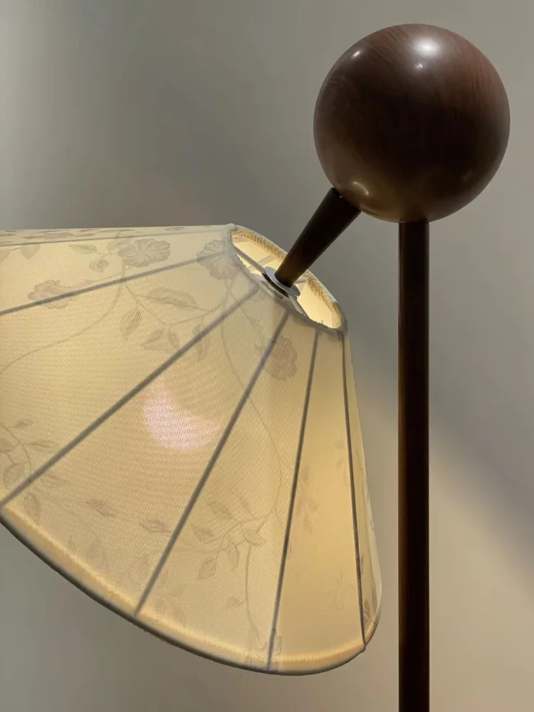Guéridon Floor Lamp
