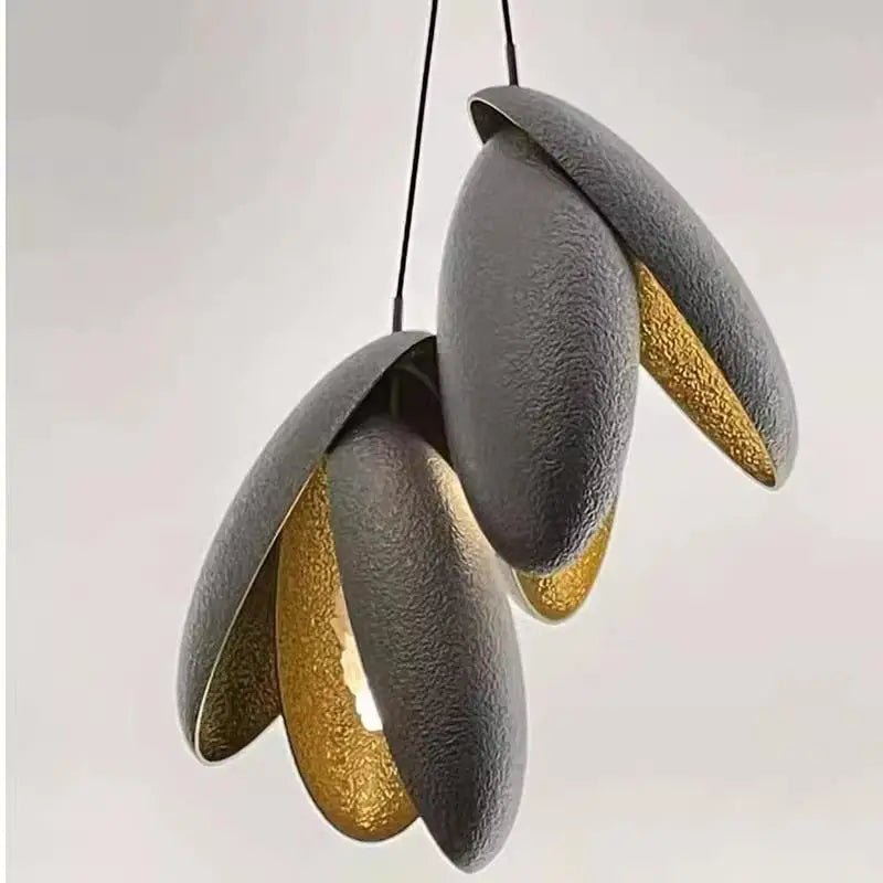 Petalo Pendant
