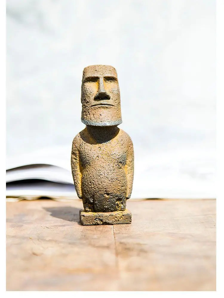 Moai Mate Statue