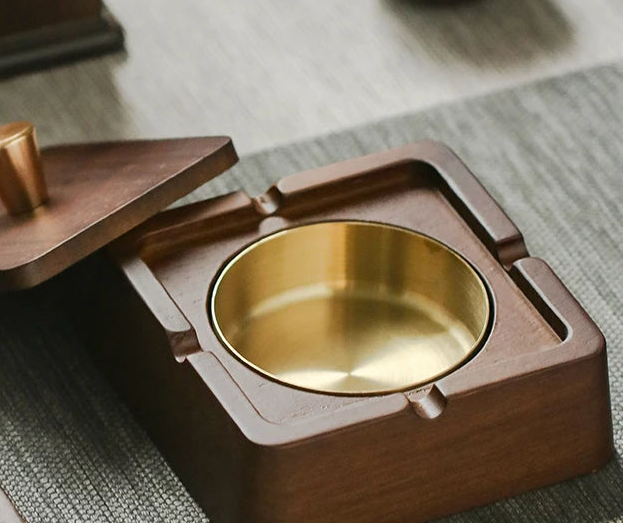 Covert Lidded Ashtray