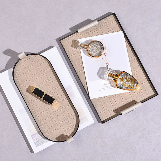 Plait Leather Catchall