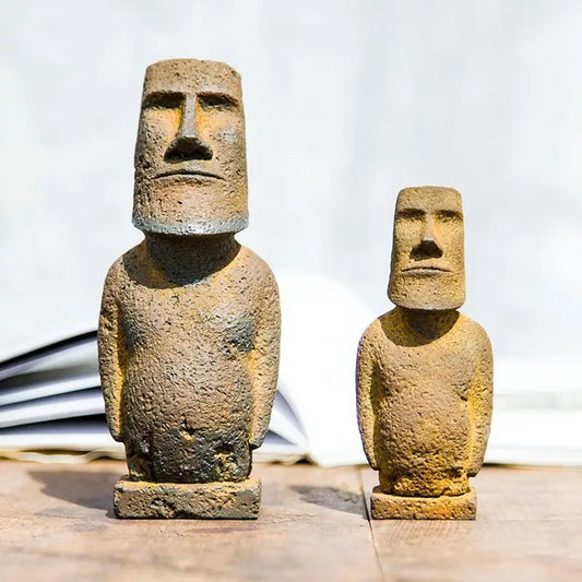 Moai Mate Statue