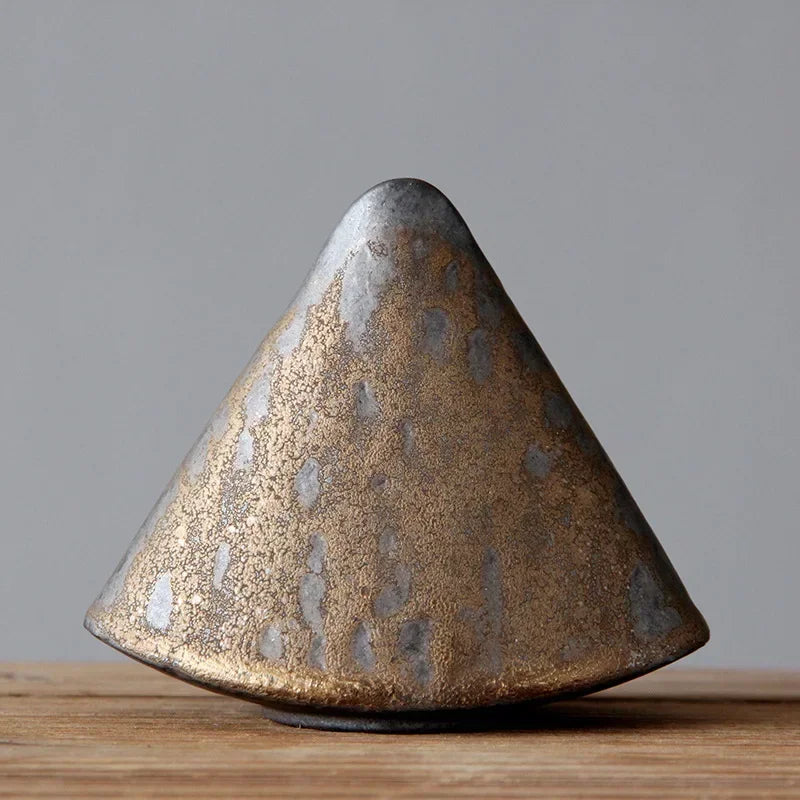 Geom Vases