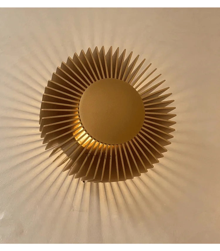 Radial Fin Sconce