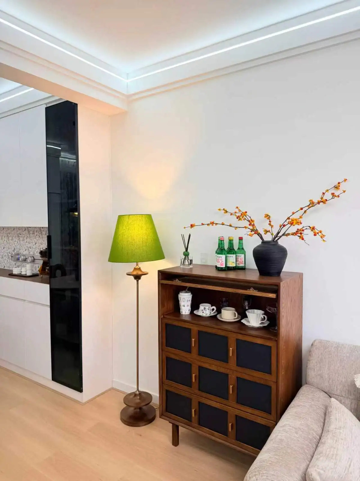 Americana Standing Lamp