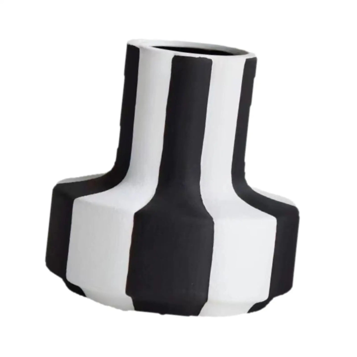 Monochrome Vessel