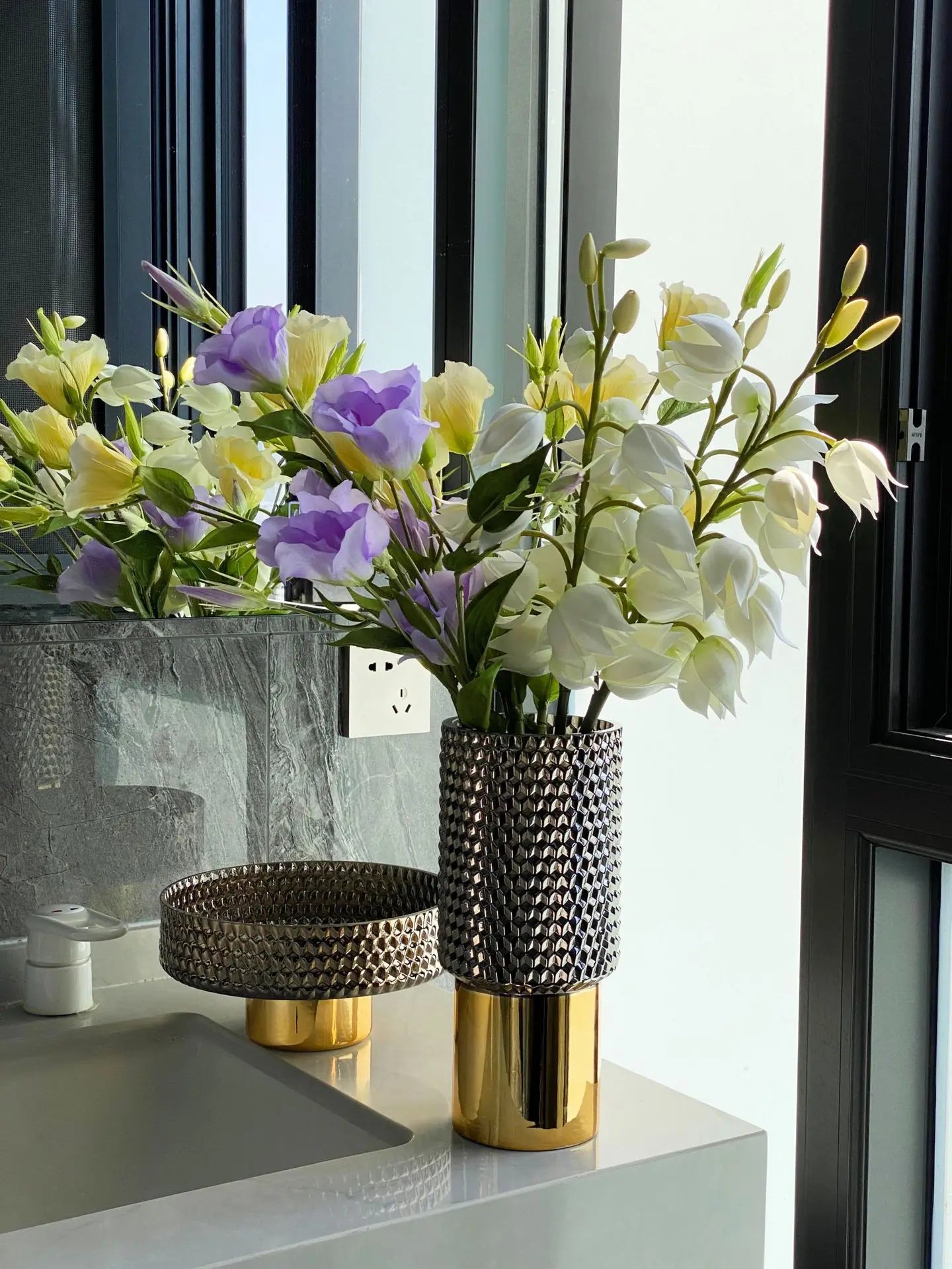 Golden Grid Vase Collection