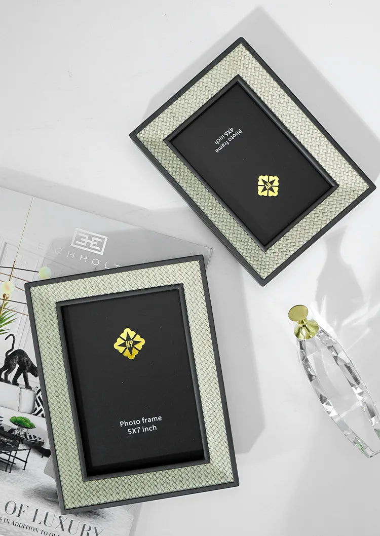 Intreccio Leather Frame