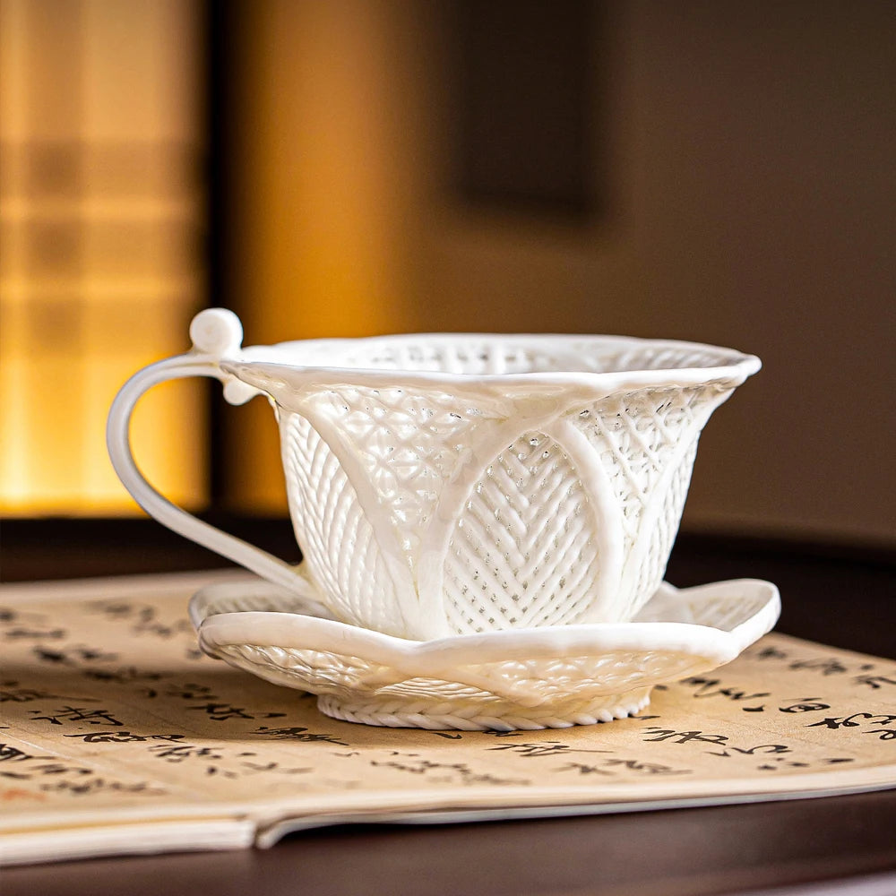 Broderie Porcelain Cup