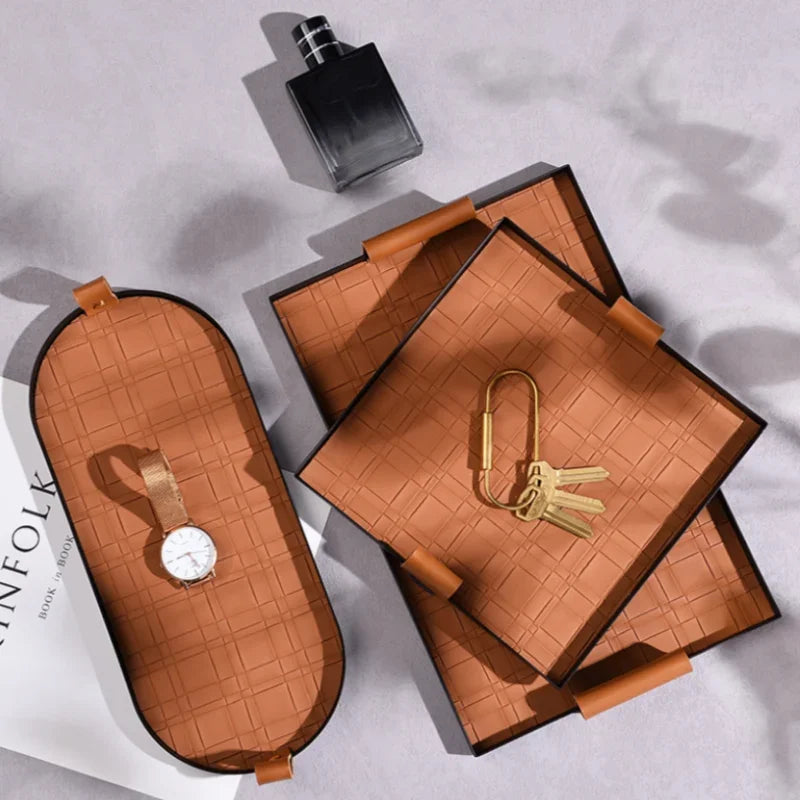 Plait Leather Catchall