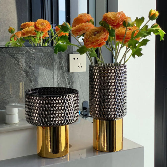 Golden Grid Vase Collection
