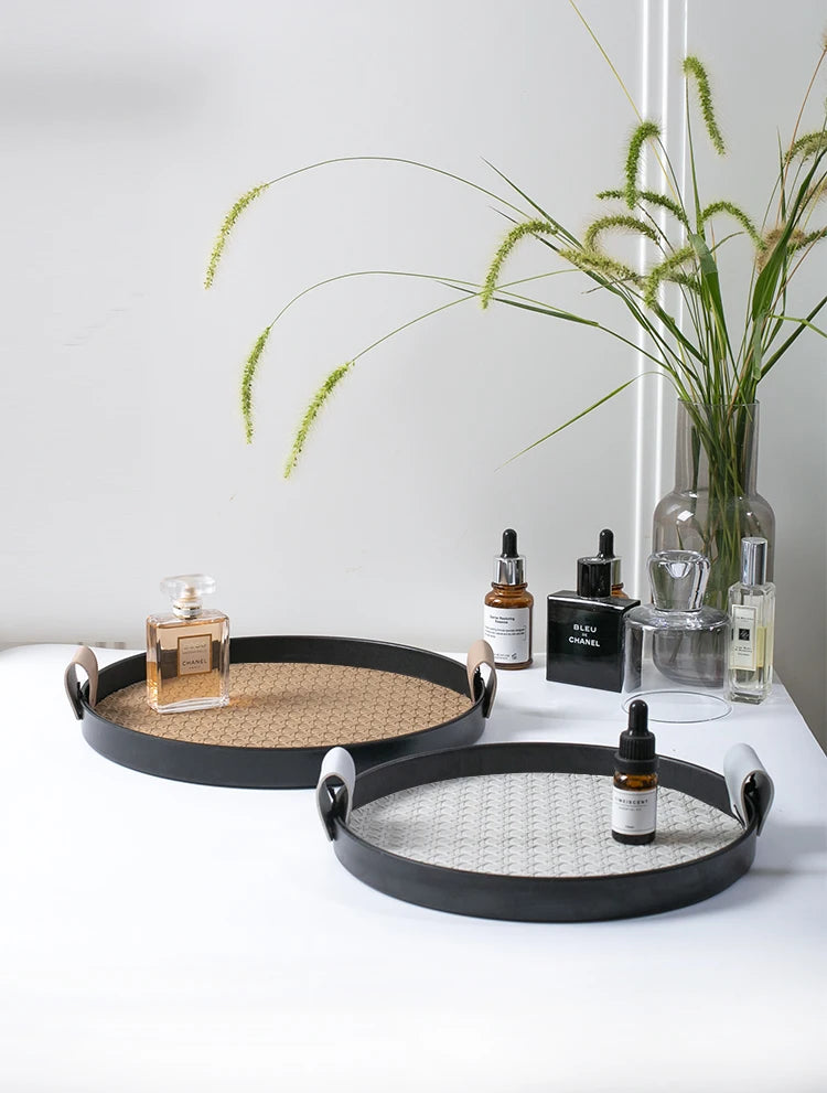 Essential Dish Tray